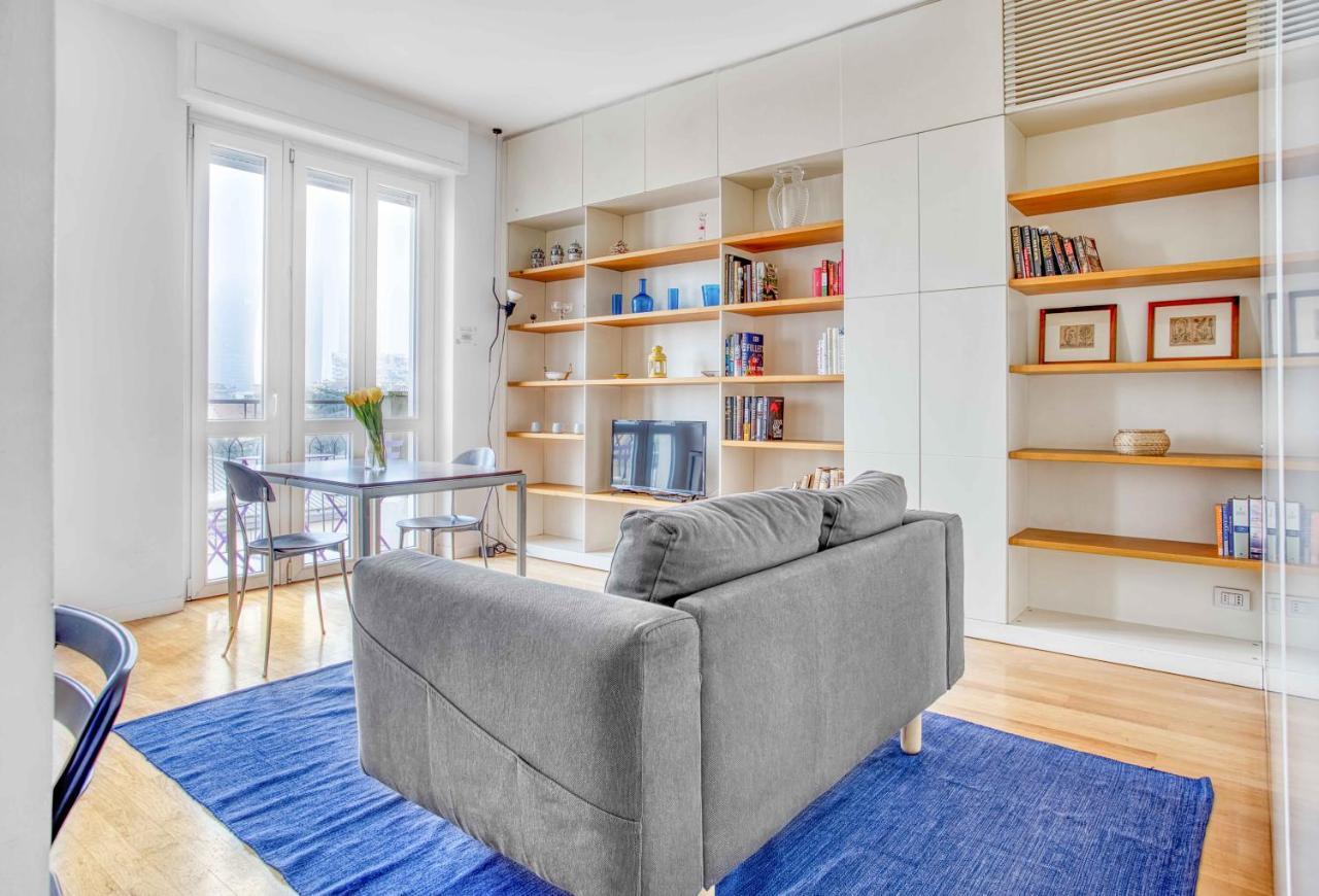 Joivy Vibrant Studio With Balcony Mailand Exterior foto